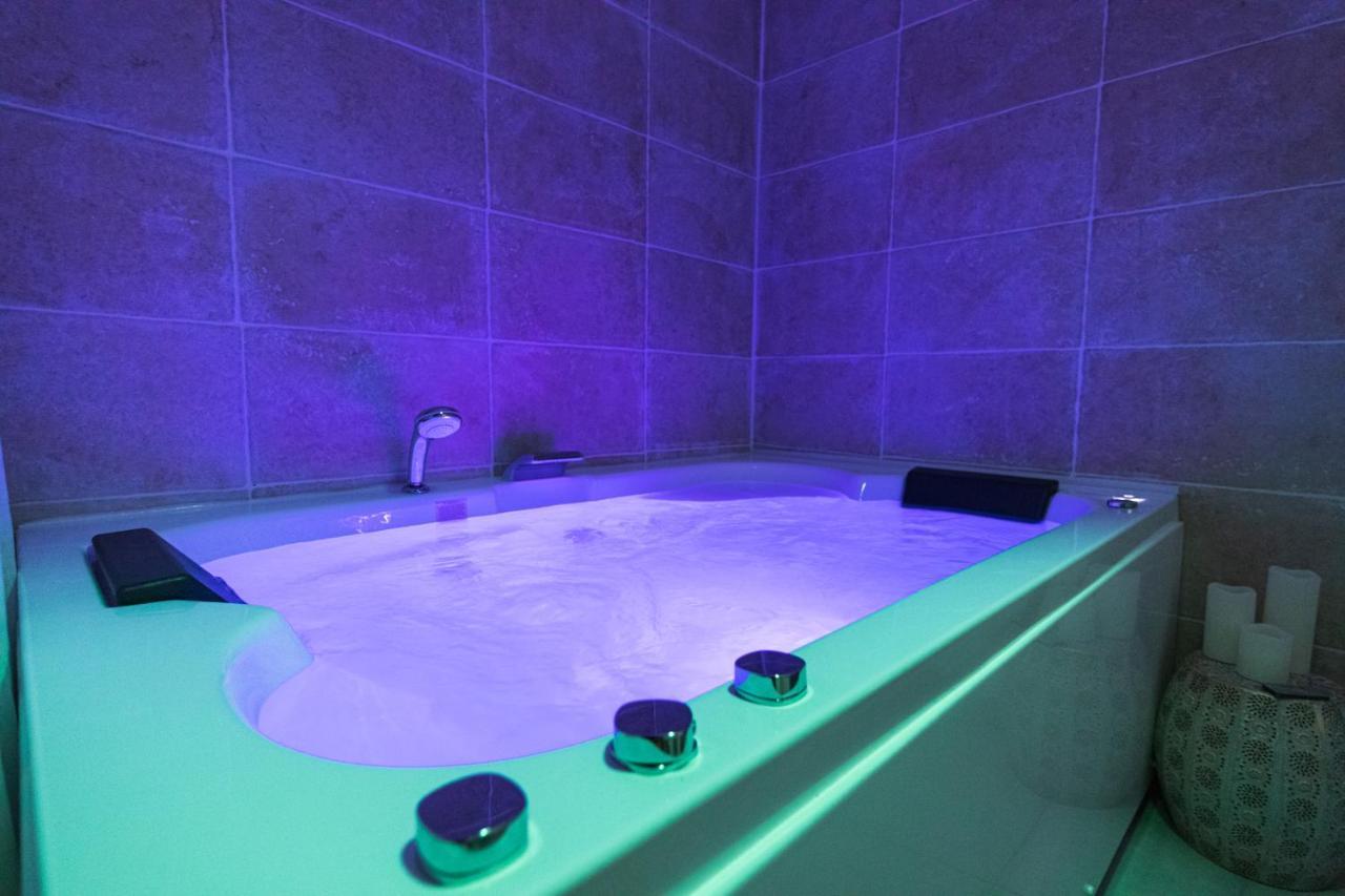 Le Bali Spa Maison Avec Jardin Proche Tours Centre 圣皮埃尔德科尔 外观 照片